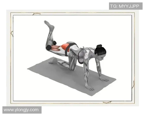 哑铃锻炼全攻略如何通过哑铃塑造完美身材与增强肌肉力量